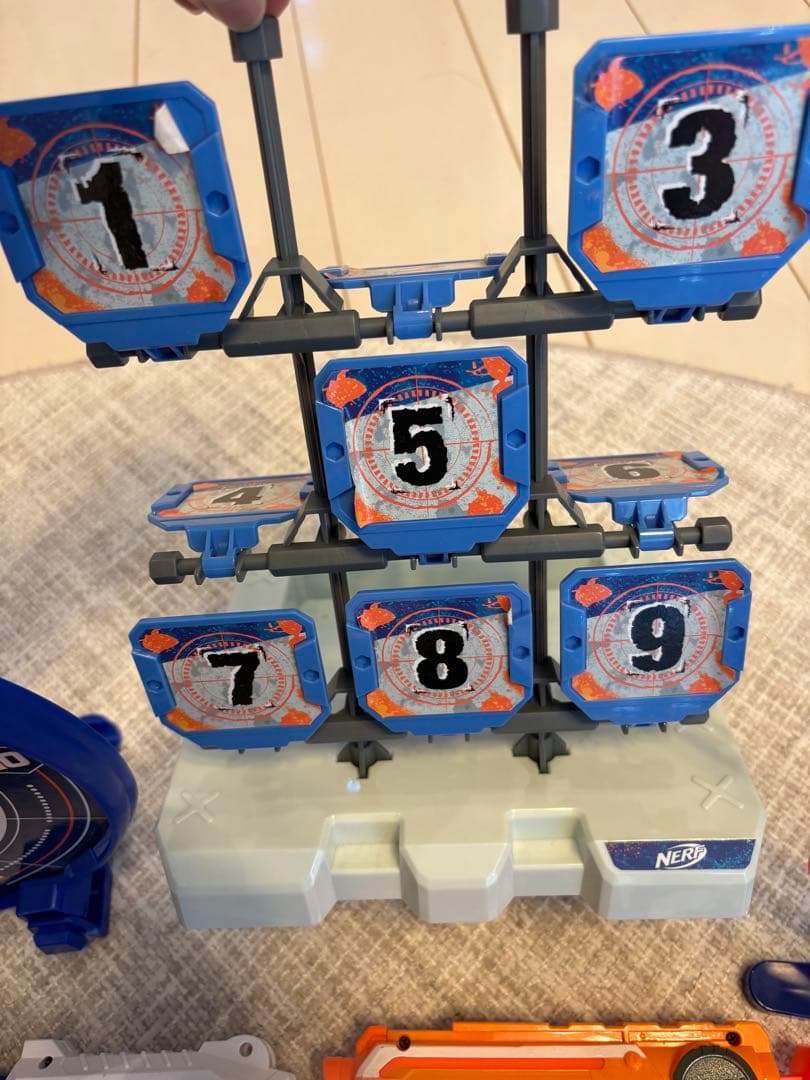 Nerf 5丁トイガンとおまけ。的などゲーム用具セット