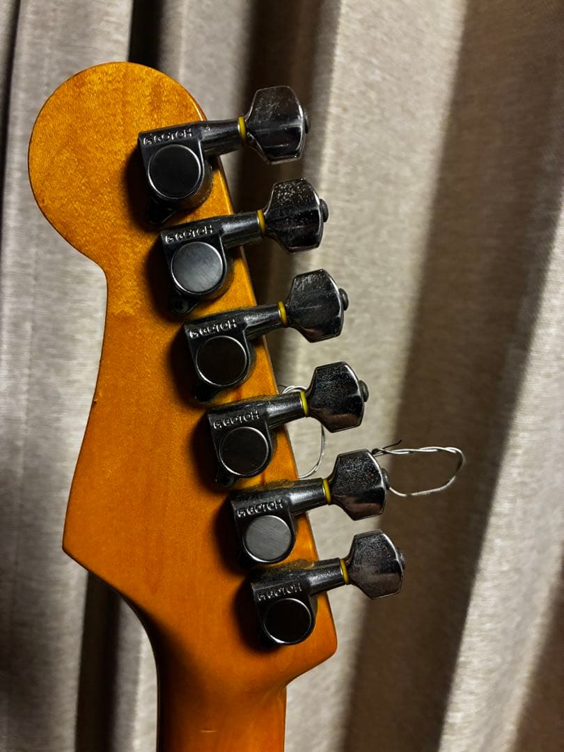 Fender Japan ストラト Van Halen レリック加工