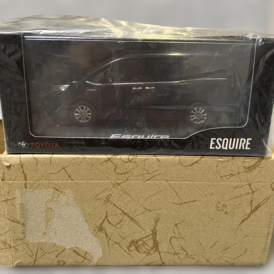 新品エスクァイア　ミニカー④220スパークリングブラックパールクリスタルシャイン