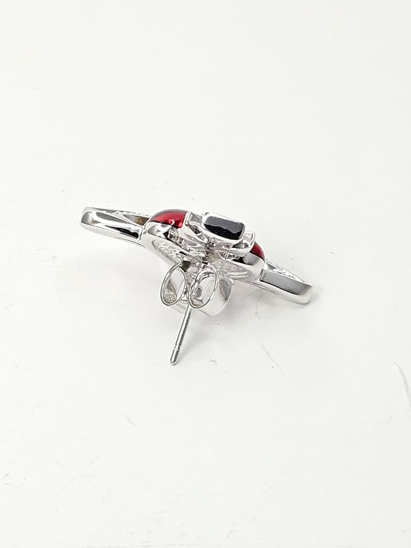 VIVIENNE WESTWOOD ディアマンテハートオーブピアス(両耳)