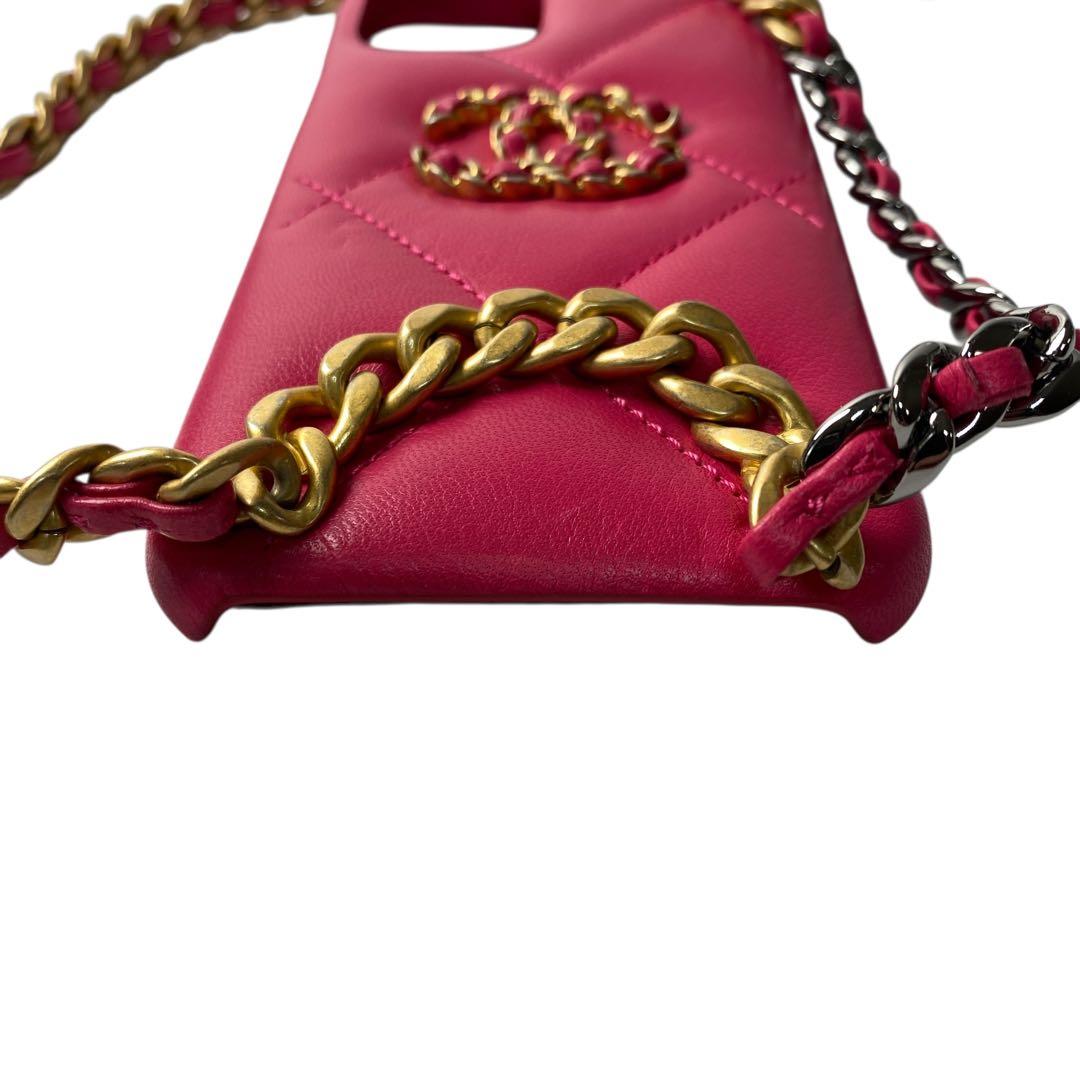 シャネルCHANELココマーク iPhoneケース マトラッセチェーン