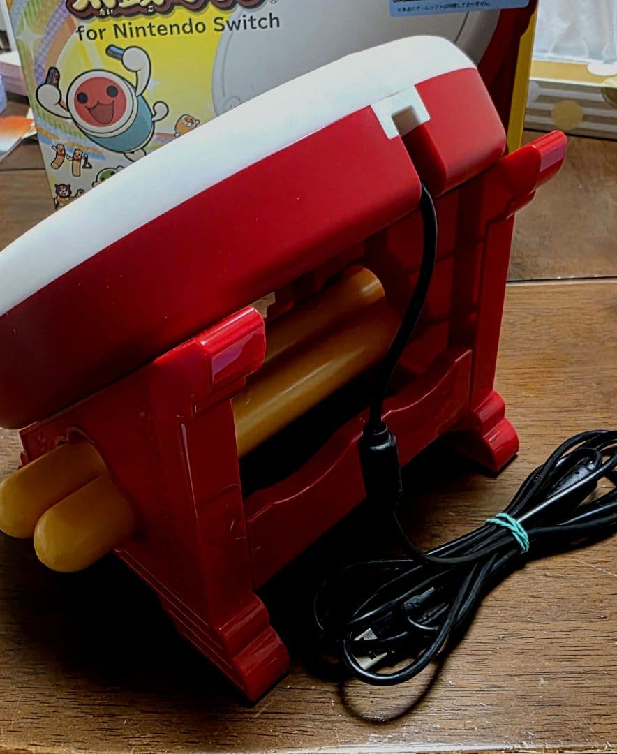 Switch　太鼓の達人 ドンダブルフェスティバル　ソフト+専用コントローラー