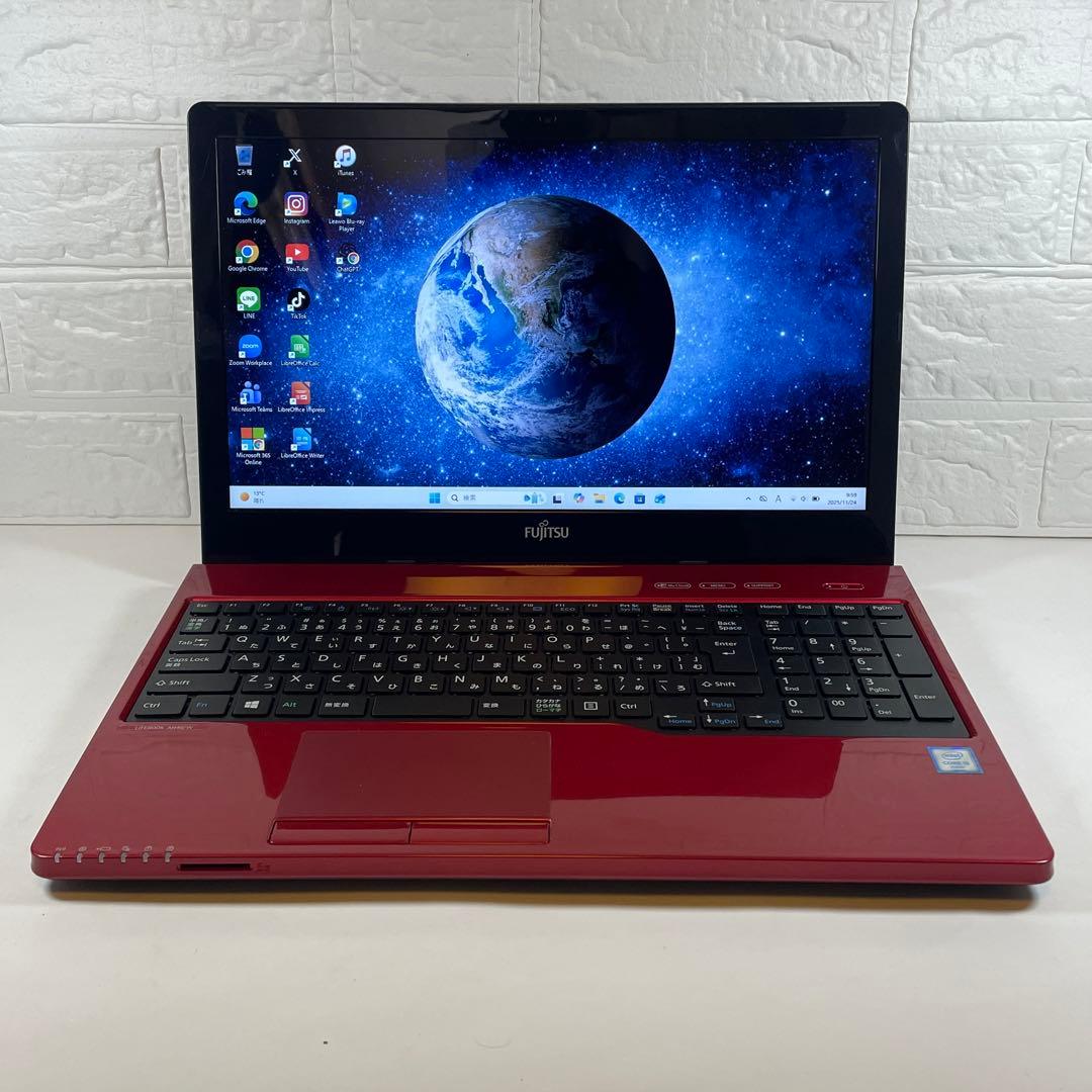 【美品】富士通☆LIFEBOOK☆レッド☆SSD搭載サクサク☆カメラ付き