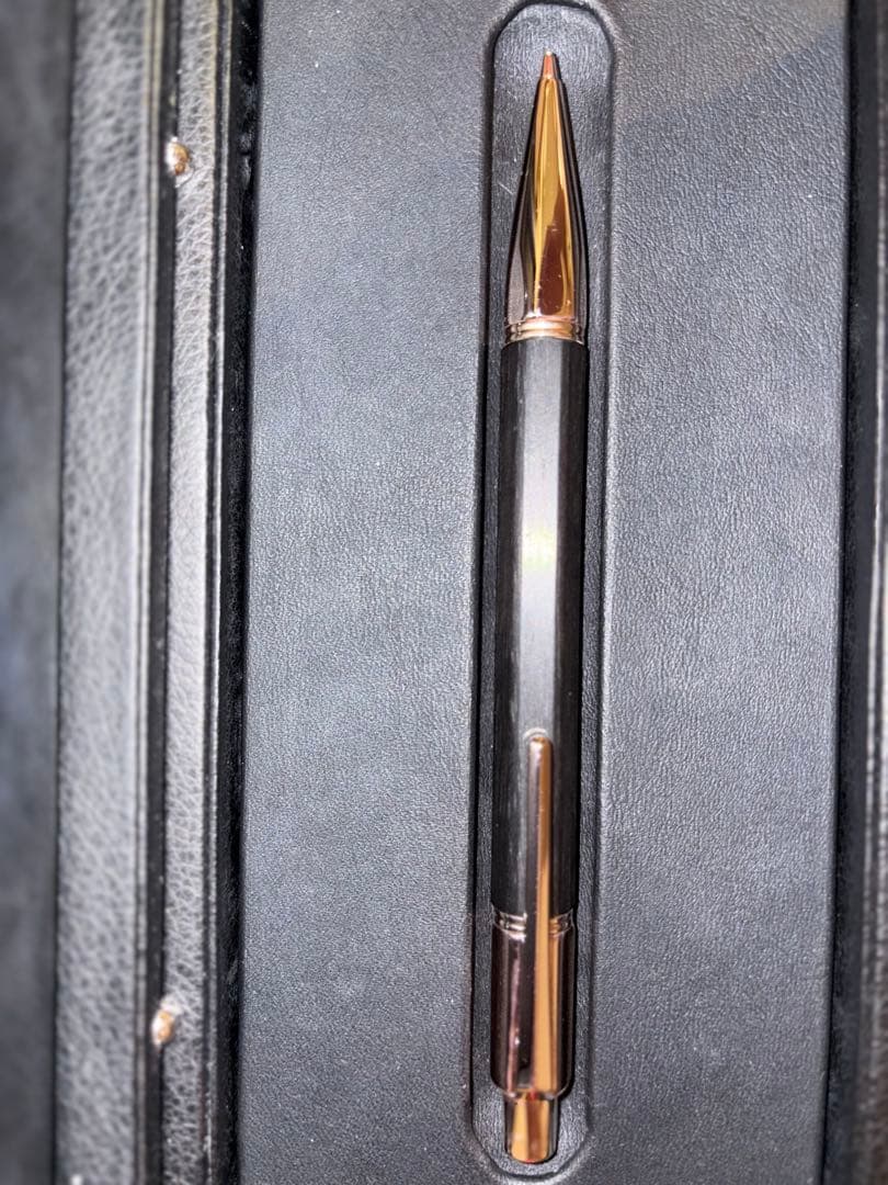 CARAN d'ACHE バリアス エボニー ローズゴールド