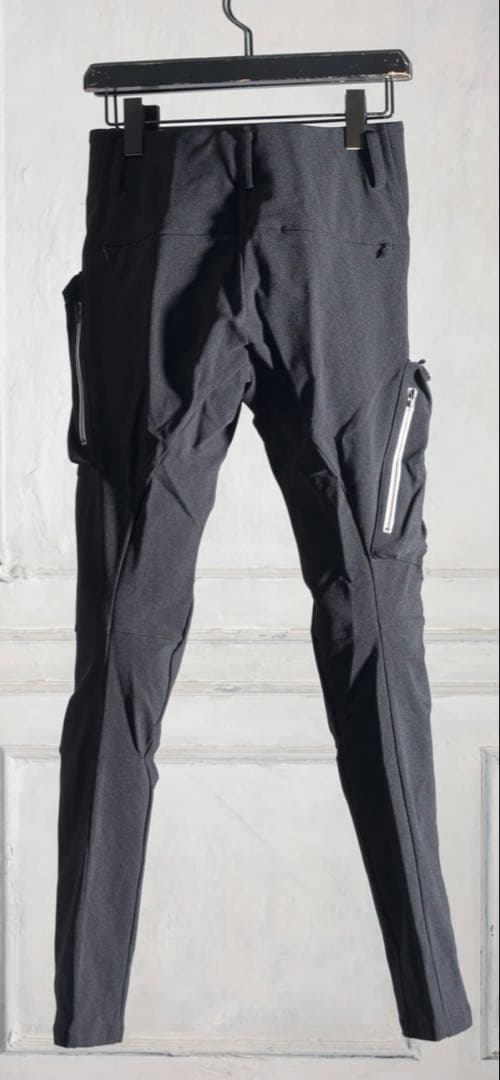 bajra パンツ