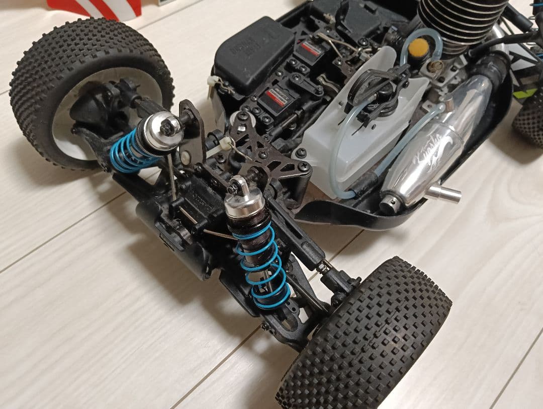 インファーノMP9 TKI4（RED、京商）