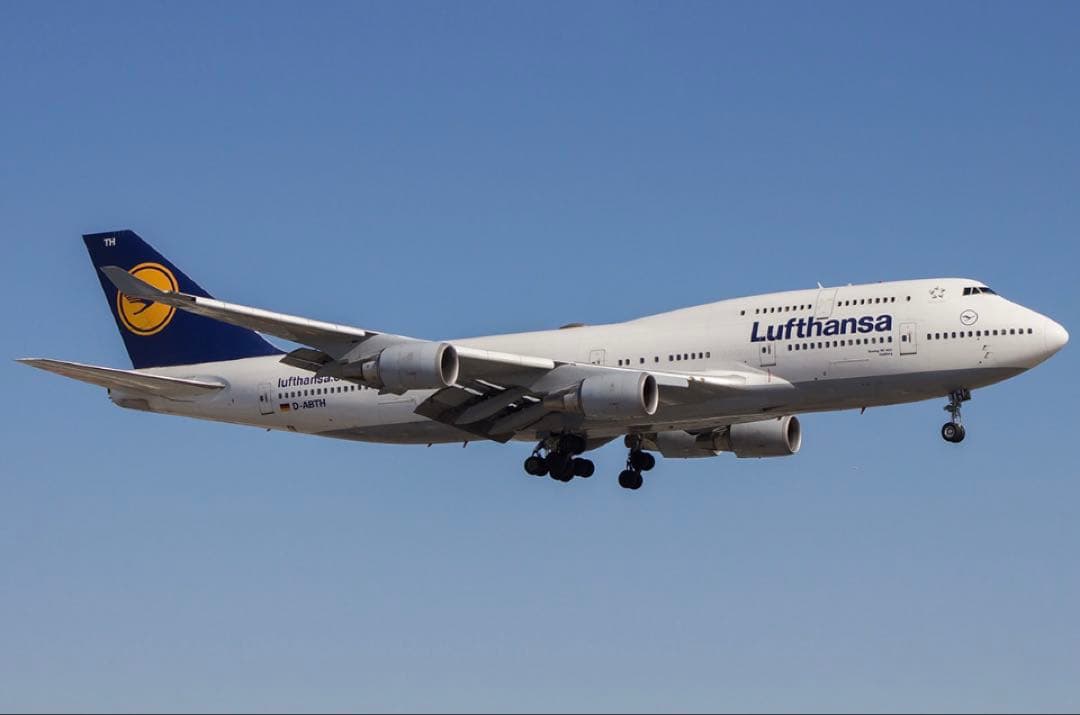 ルフトハンザ航空 Airlinertags B747-400M 国旗赤色カット