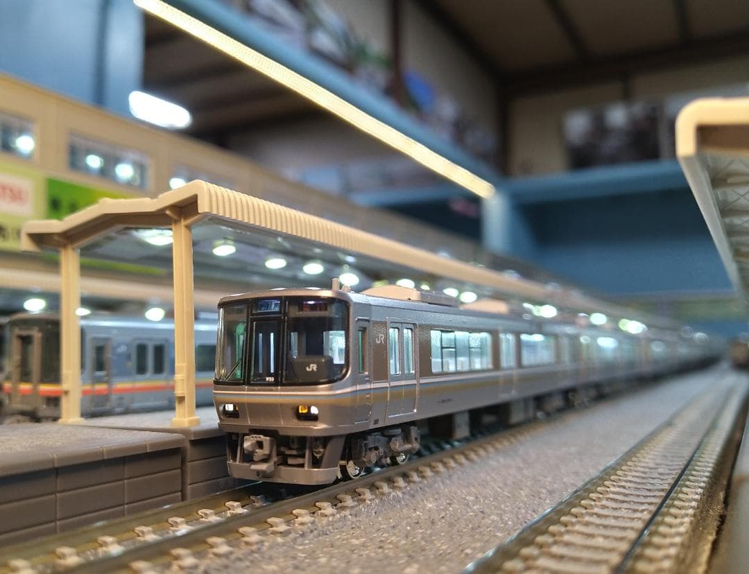 JR 223系 2000番台 (2次車) <新快速> 8両セット