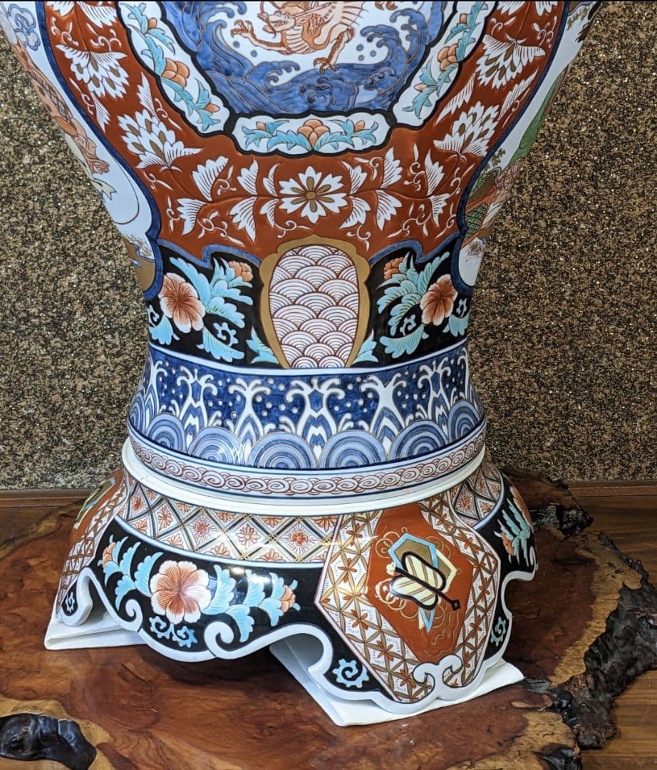 未使用　有田焼　沈香壺　色絵 神右衛門作　七福神　特大八角三段　総手描 干支龍