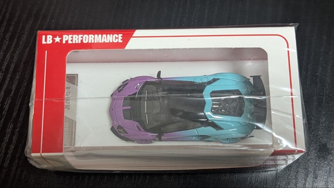 1/64 LBWK ランボルギーニ アヴェンタドール 2.0 LP700 漸變色