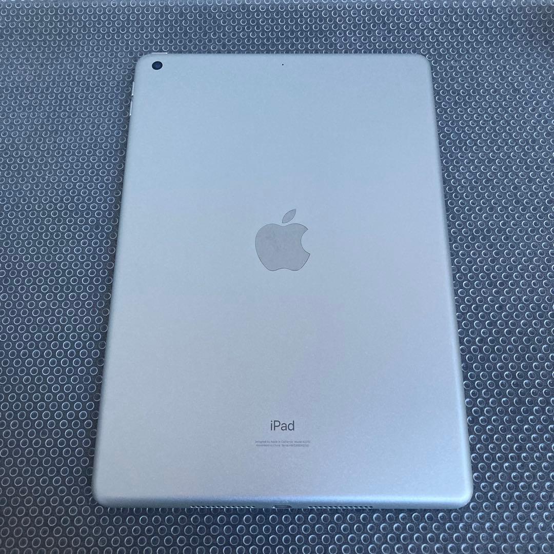3586【早い者勝ち】美品☆iPad8 第8世代 32GB WIFIモデル☆