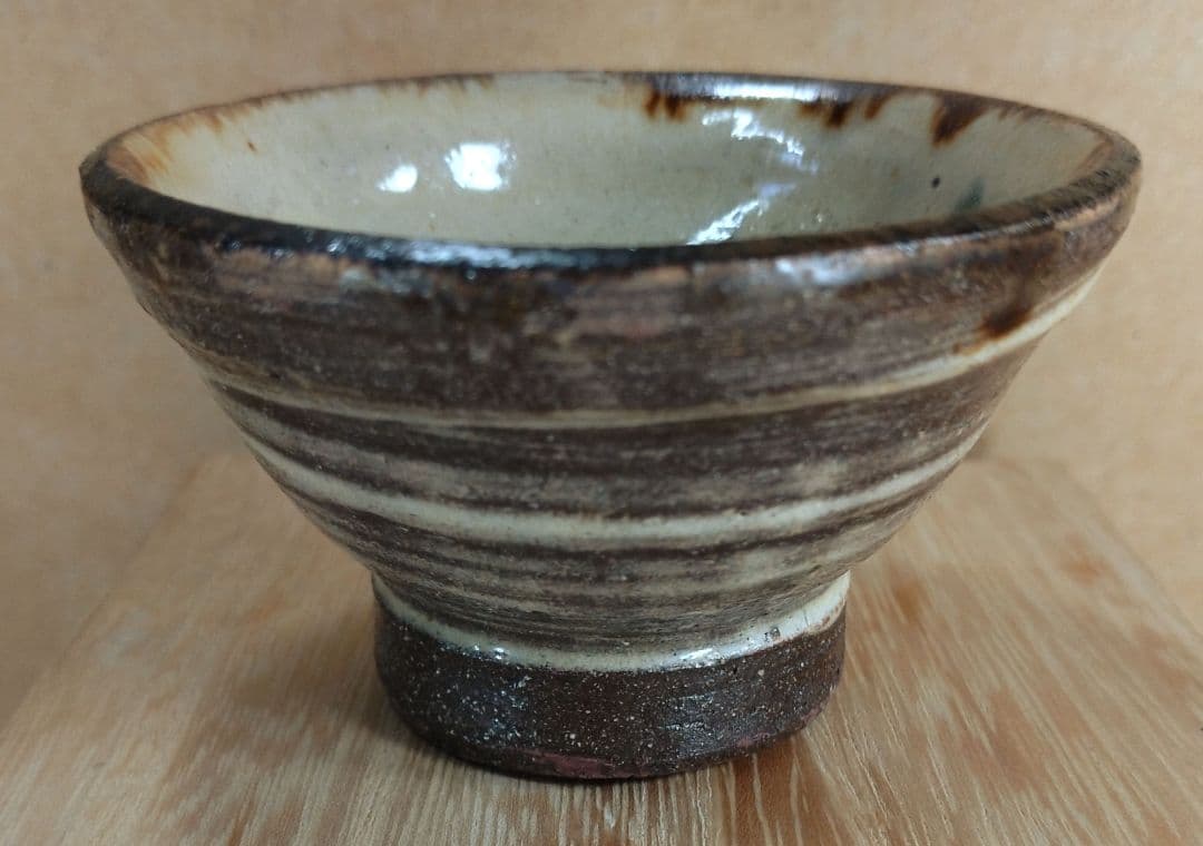 【本物保証】金城次郎 壷屋焼 ぐい呑 共箱 栞 人間国宝 壺屋焼 魚文ぐい呑