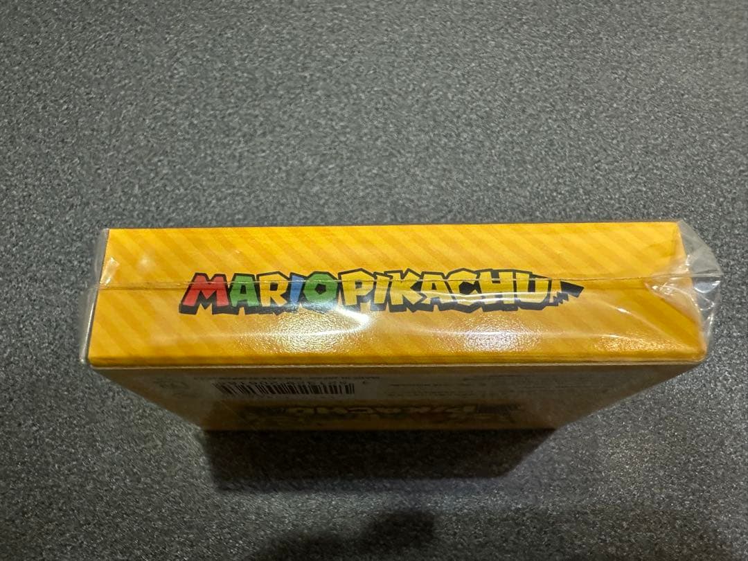 新品未開封品　ポケモンセンター マリオピカチュウ トランプ シュリンク付き