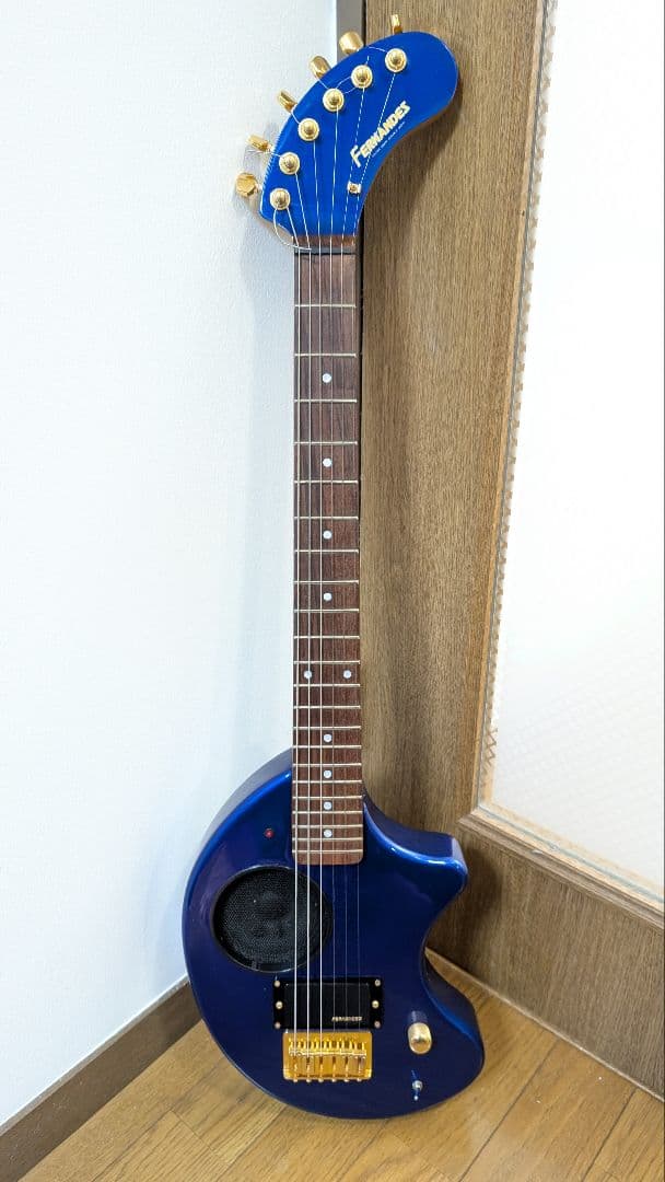 Fernandes zo-３ギター　ネイビー