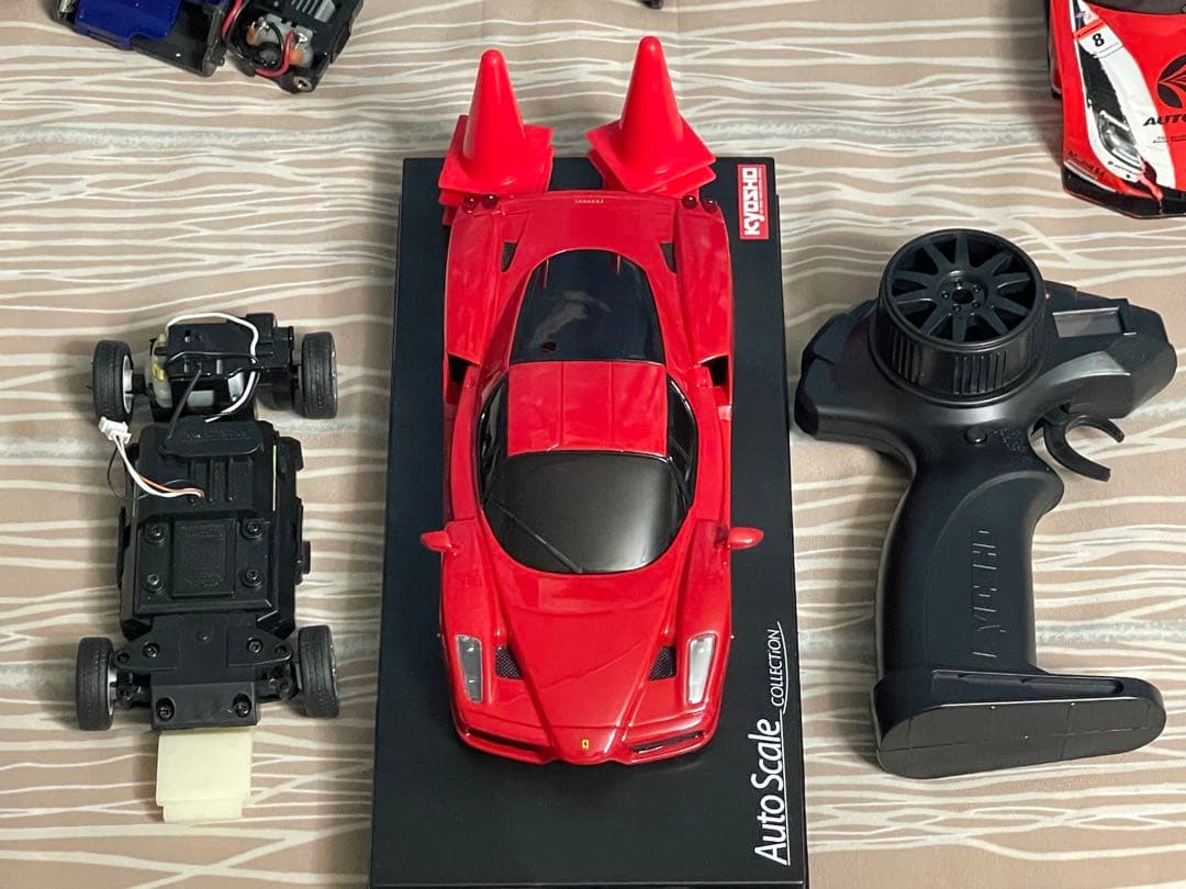 MINIZ.Nissan GT-R AUTOBACS ラジコンカー 1/10