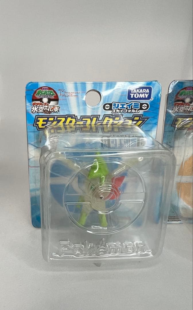 劇場限定モンコレシェイミモンスターコレクション　氷空の花束クリアラメ