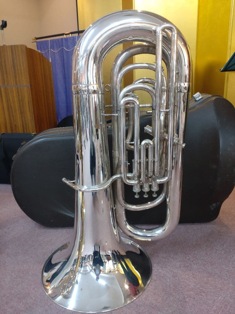 BESSON 700 チューバ シルバー ケース付き