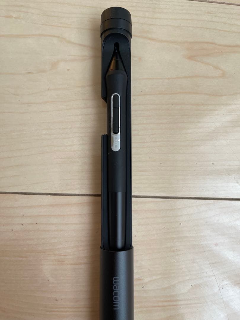 けん