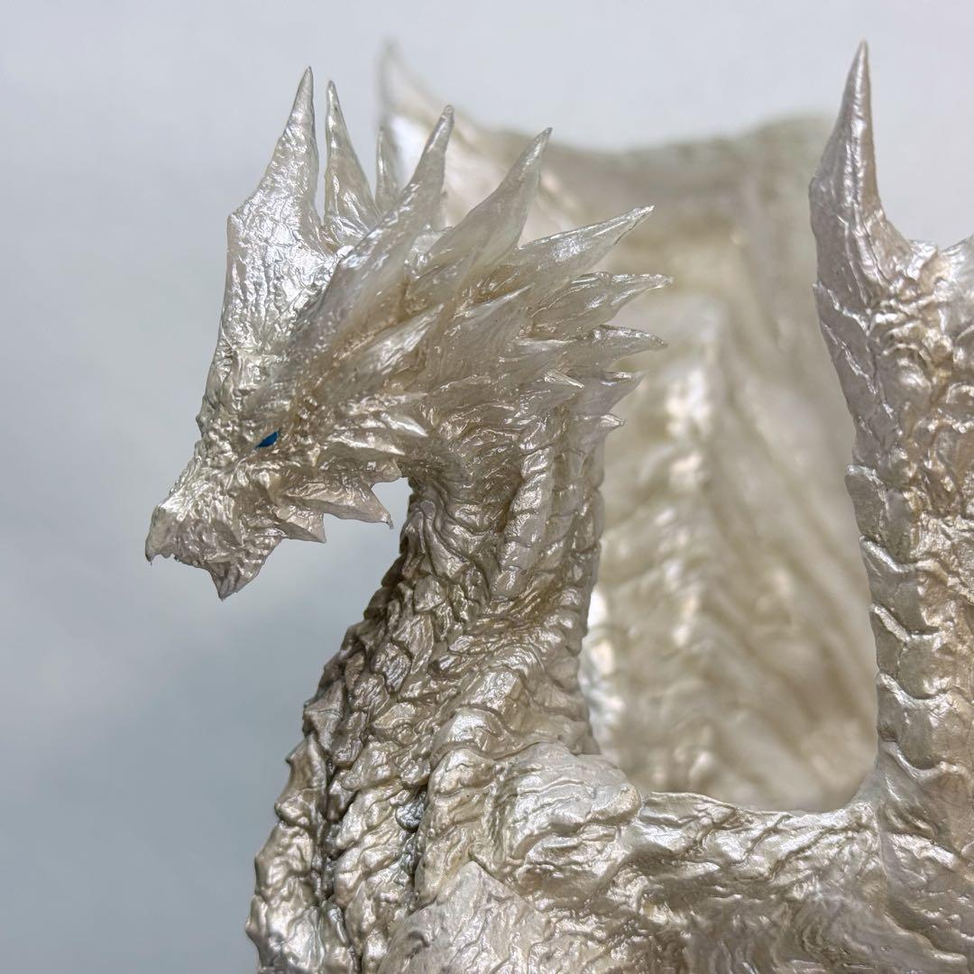 モンスターハンター　カプコン クリエイターズモデル 鋼龍 クシャルダオラ（脱皮）