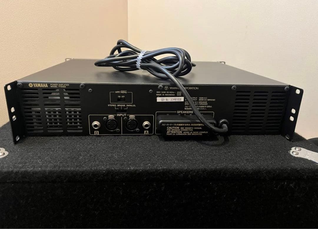 YAMAHA P1000S パワーアンプ+classic pro 10Uラック