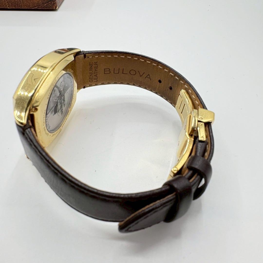 【限定品】BULOVA フランク・シナトラ トノー型 腕時計 専用BOX付き