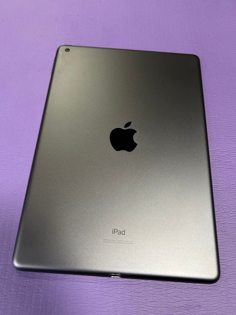 美品　電池86% iPad 7 第7世代 32 GB Wi-Fi スペースグレイ