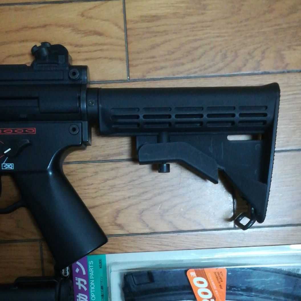 こいちゃん専用　リポバッテリー付き東京マルイ 電動ガンMP5K(クルツ)