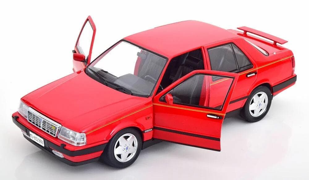 1/18 ランチア テーマ 8.32 フェラーリ 1988 リアウィング レッド