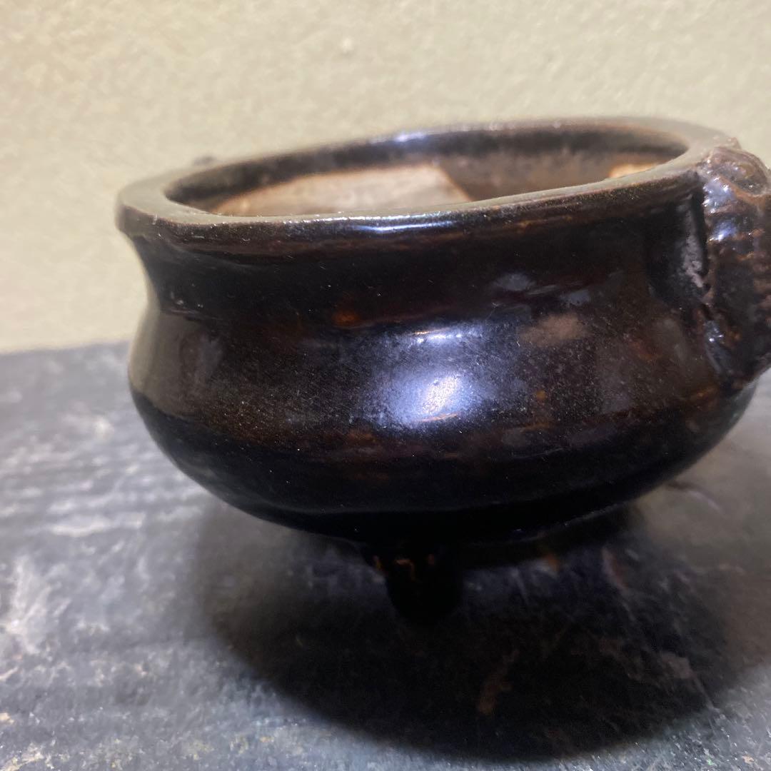 中国古玩　三つ足黒釉香炉7cm11cm