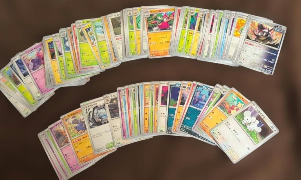 ポケモンカード296枚　（ノーマル？247枚　キラキラ入り49枚）