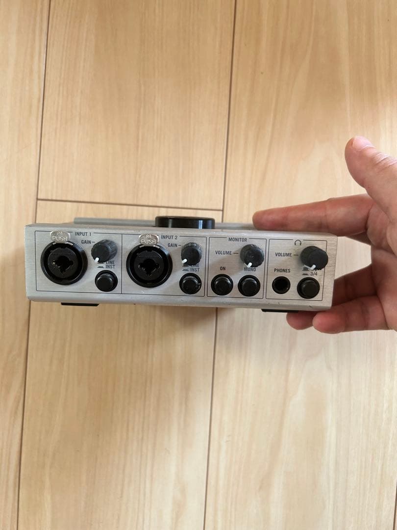 KOMPLETE AUDIO 6 オーディオインターフェース