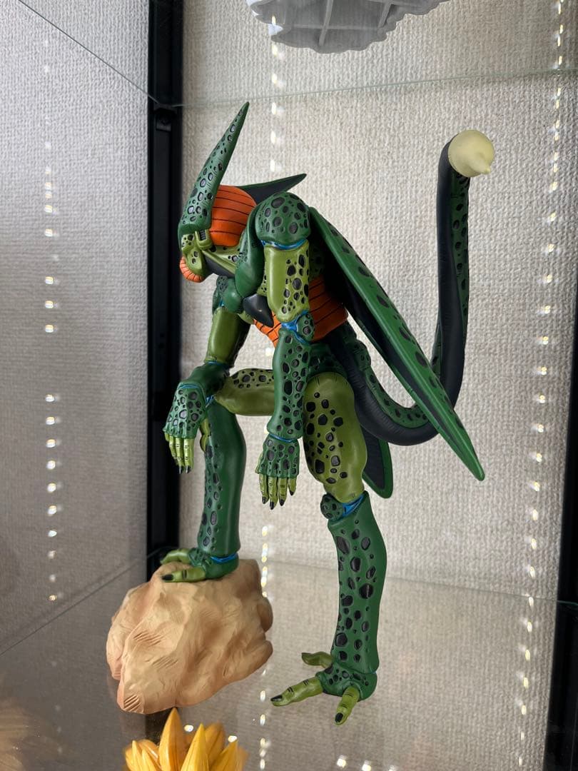 ⭐️美品⭐️ドラゴンボールアライズ　セル第一形態ジーマ限定特典卵付き