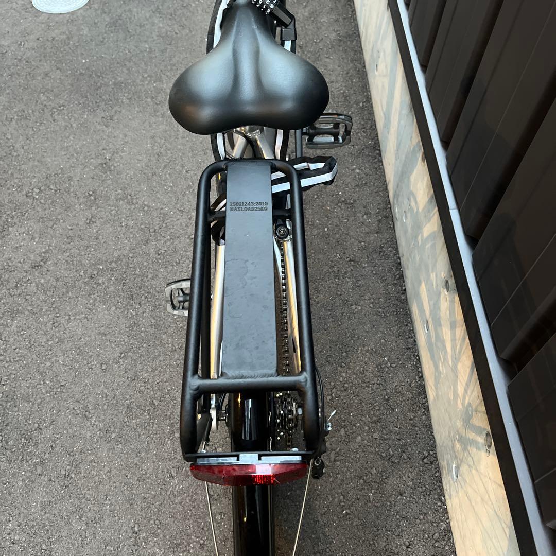 極美品　benelli 電動アシスト自転車 シルバー