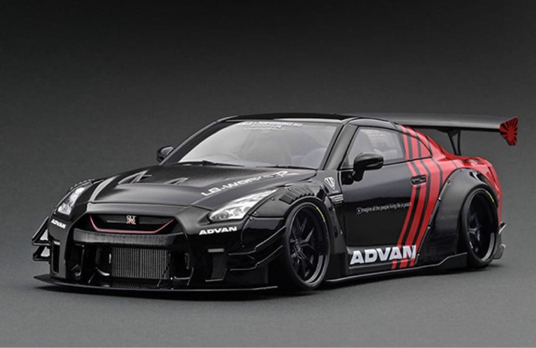 ミニカー LB-WORKSNissanGT-R R35type 2 Black / Red