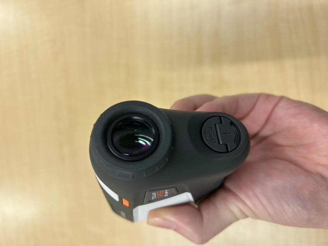 [値下げ交渉歓迎] Bushnell ゴルフ用距離計 Tour V6 Shift