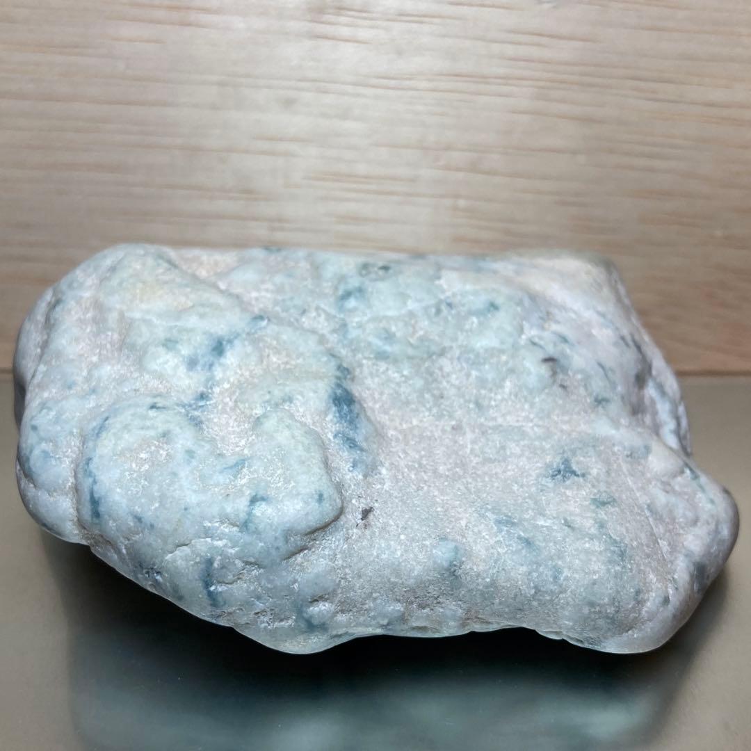 糸魚川翡翠　横川 青翡翠　川石　原石　416ｇ