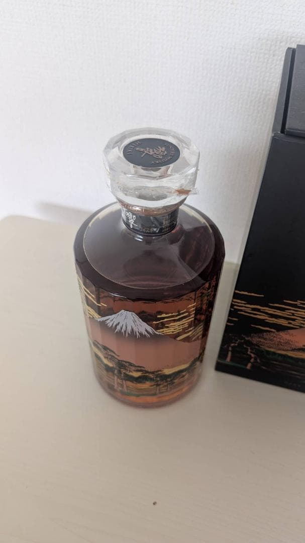 【未開栓・箱付】サントリー 響21年 富士風雲図 富士山意匠ボトル 700ml