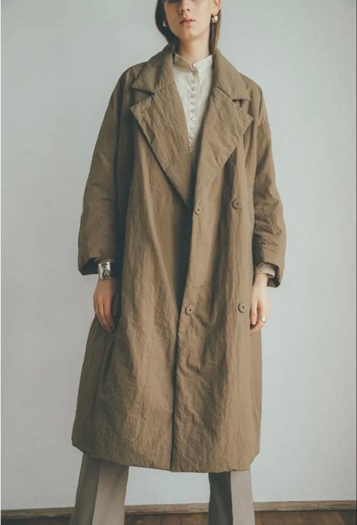 ジャケット・アウター CLANE COLOR DOWN CHESTER COAT BIEGE