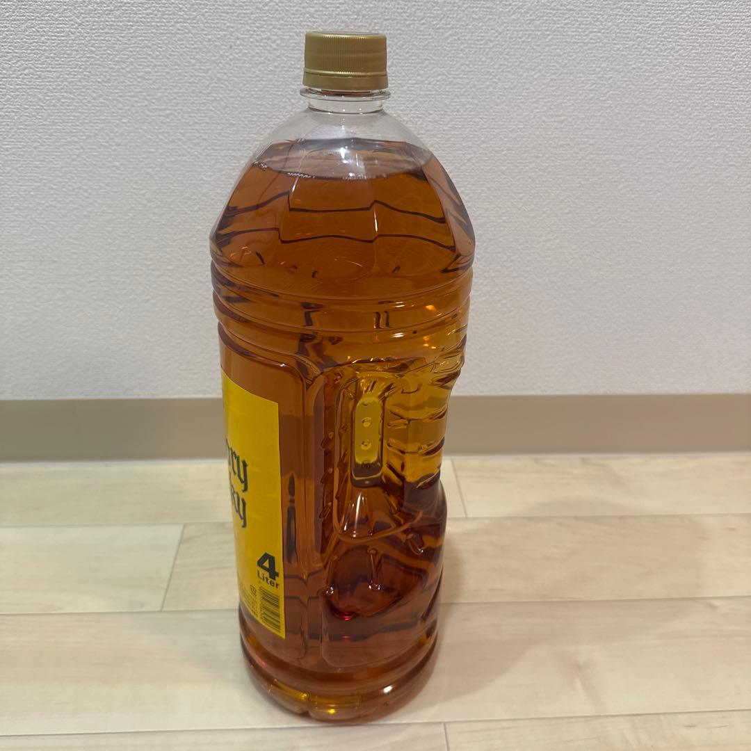 サントリー　角　ウイスキー　４L