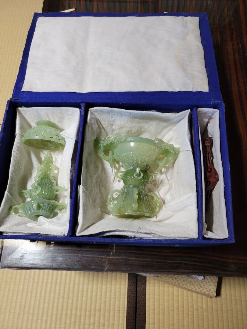 翡翠　香炉