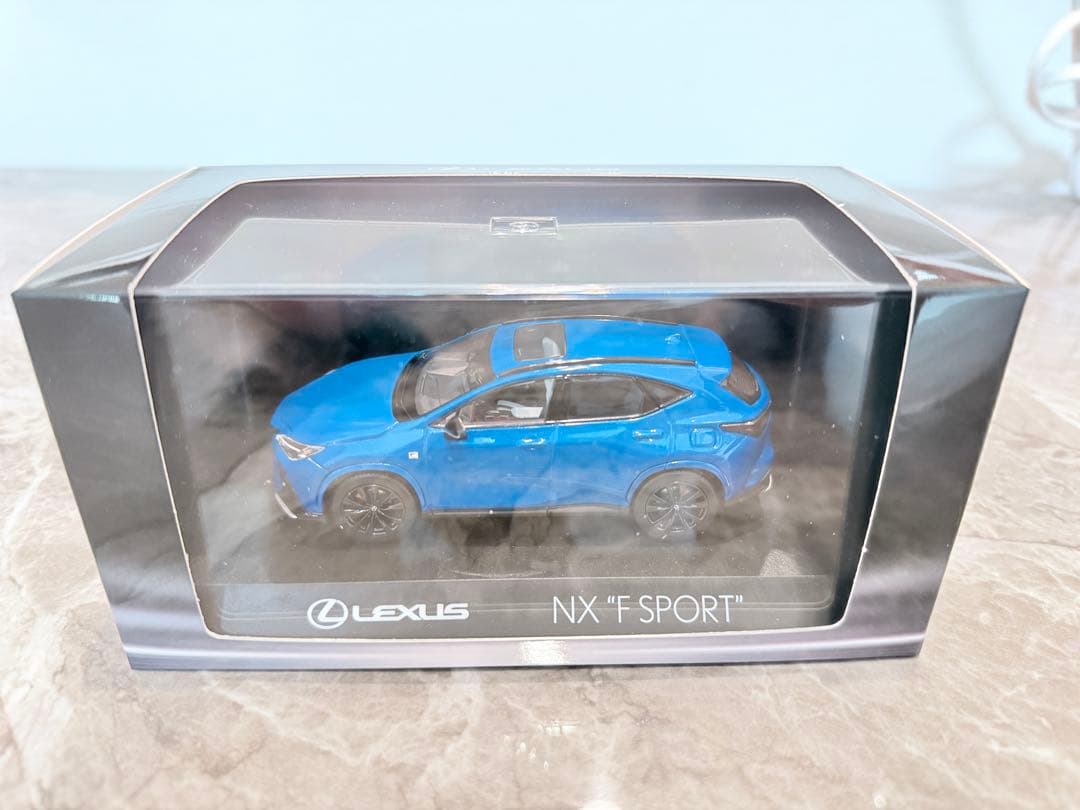 Lexus NX350h \