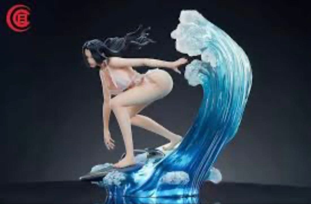 ワンピース 女帝ボア・ハンコック サーフィン ガレージキット完成品
