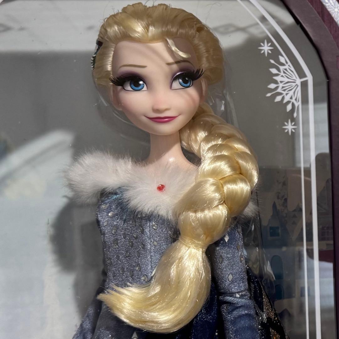 ディズニー アナと雪の女王 家族の思い出 リミテッドドール アナ＆エルサ※訳あり