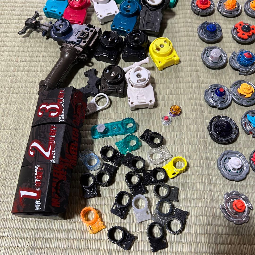 【希少】メタルファイト　ベイブレード　約70個　ランチャー　大量　まとめ売り