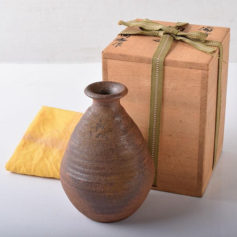 備前焼　人間国宝　山本陶秀作　徳利　共箱　C　R8408