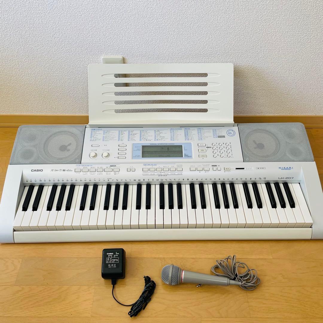 CASIO カシオ　電子ピアノ　電子キーボード LK-207 光ナビゲーション