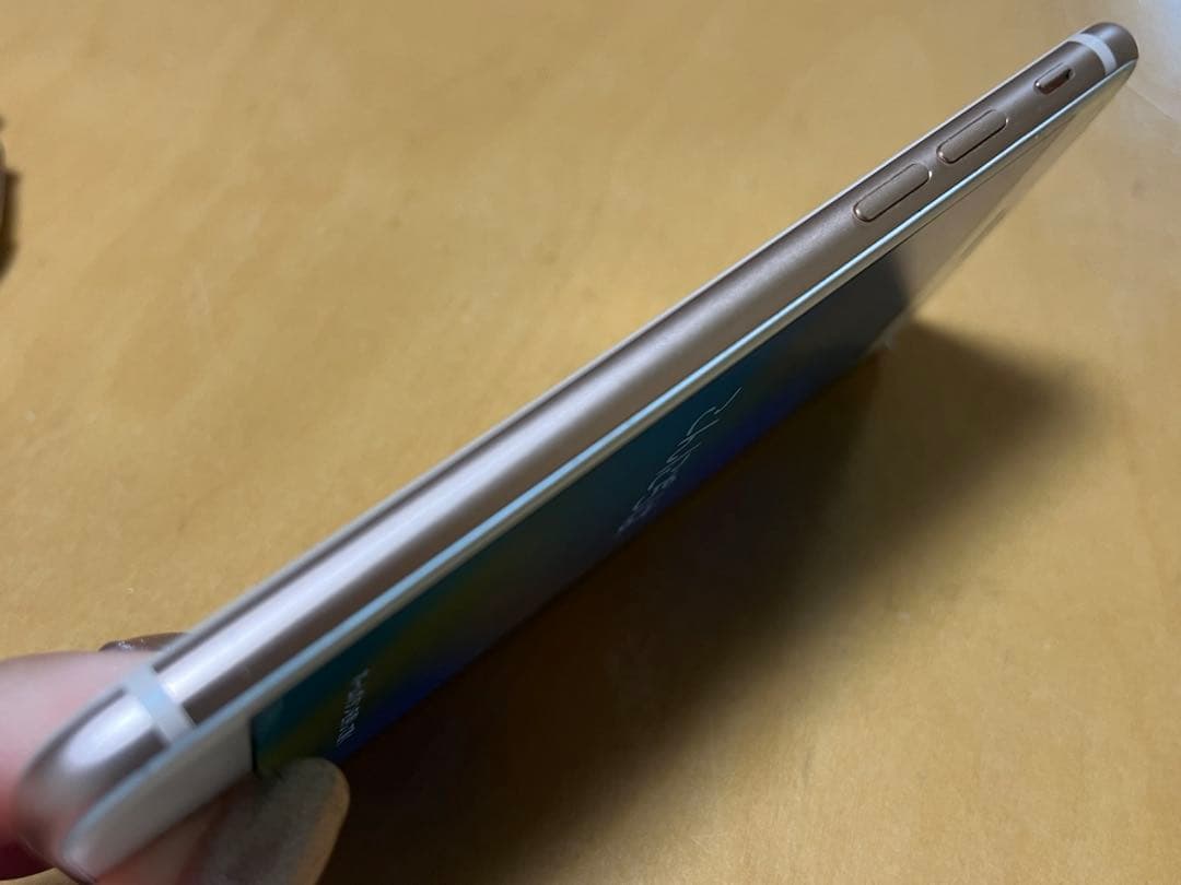S*）様 iPhone8