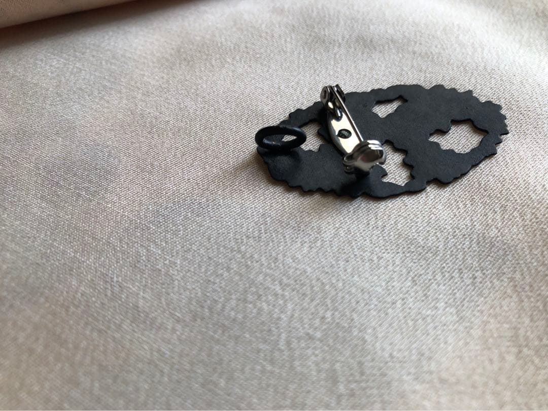 象嵌　ペンダントブローチ　透かし小判　桜