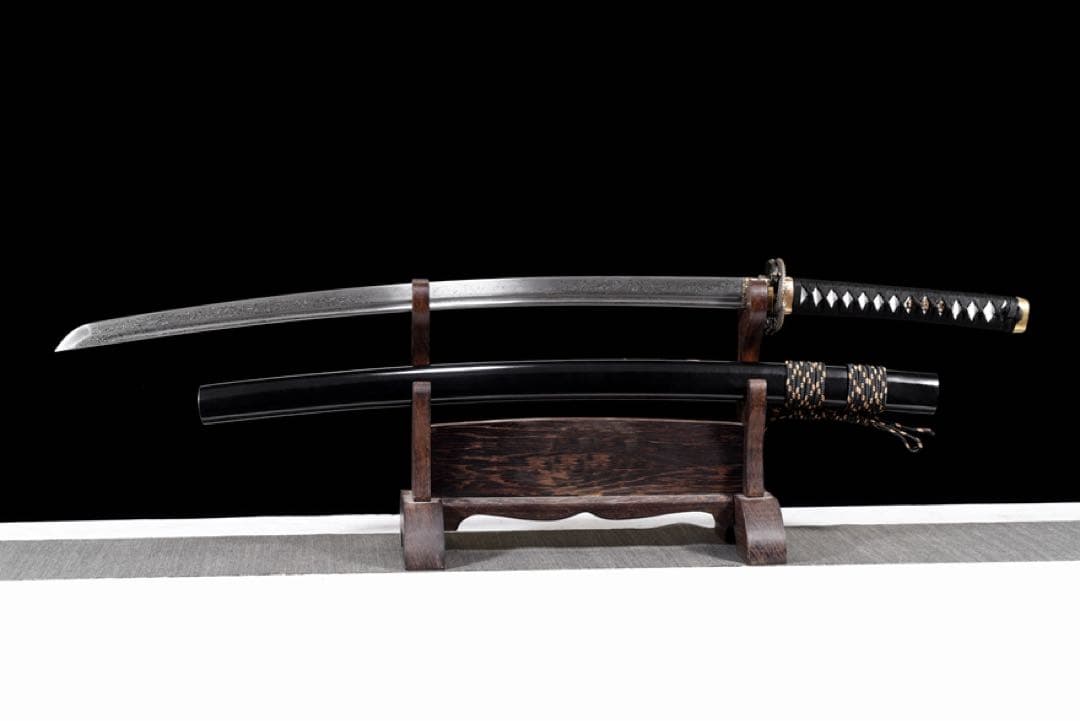 紅焔龍侍 刀装具 日本刀 武具 鑑賞刀 居合刀 模造刀 舞踊刀