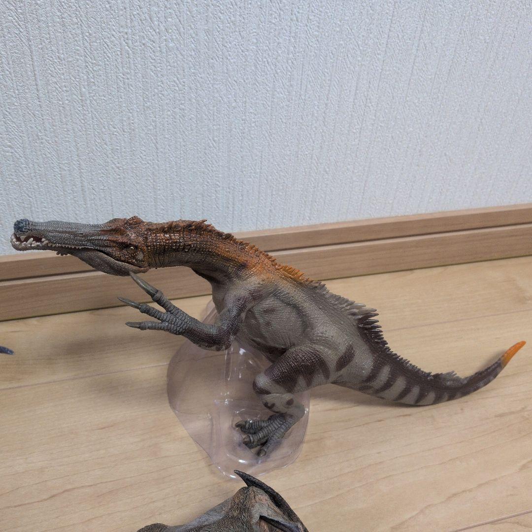 パポ　恐竜フィギュアセット